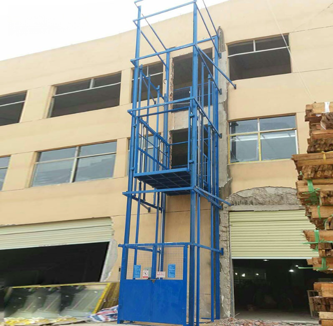 周口建材厂室外物料提升