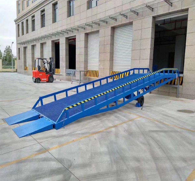 周口移动式登车桥装卸